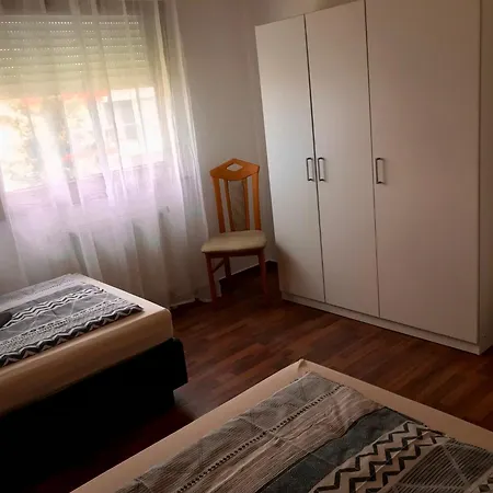 Cleopatra - Zimmervermietung Δωμάτια σε οικογενειακή κατοικία *