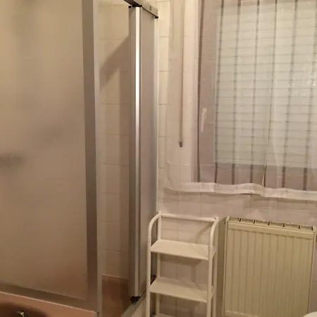 Cleopatra - Zimmervermietung Homestay Oranienburg