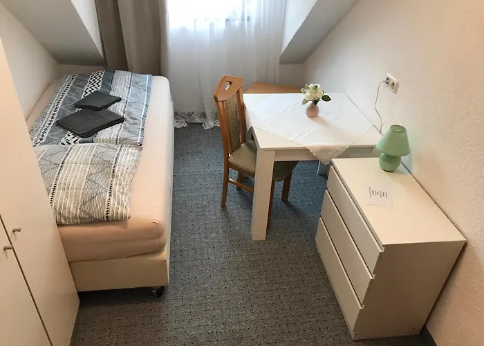 Cleopatra - Zimmervermietung * Oranienburg