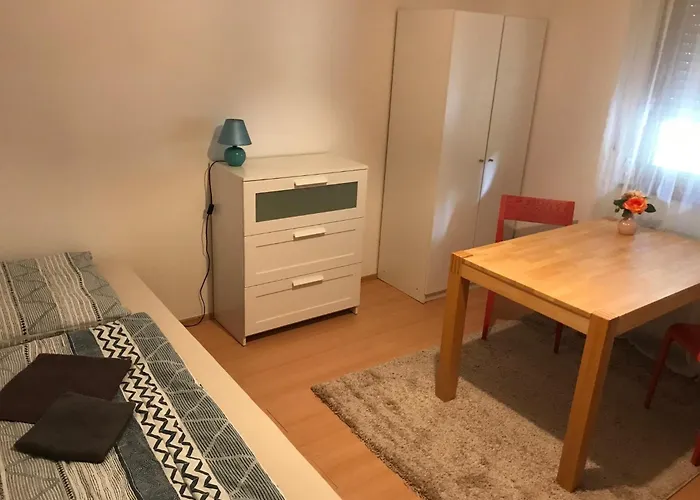 Rum i privatbostad Cleopatra - Zimmervermietung *